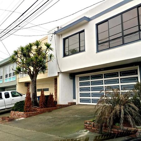 Hostel Style Shared Room Daly City Bagian luar foto